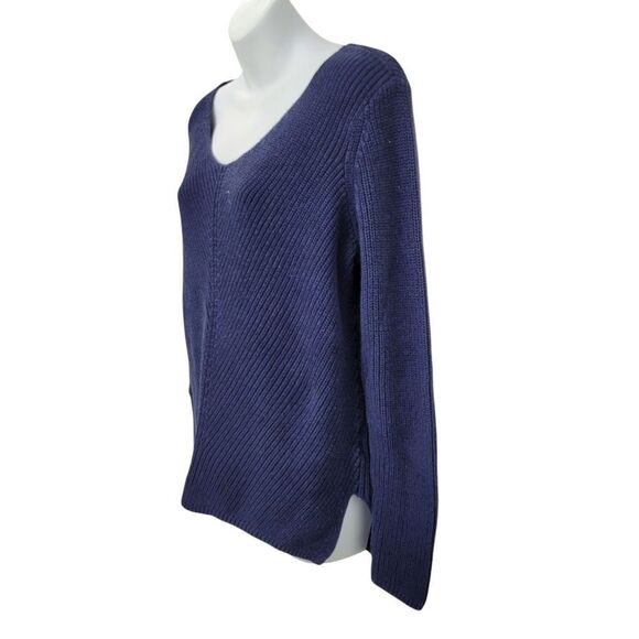 2/$20 Gap Navy Blue Knitted Sweater Top Size: M - Picture 2 of 8